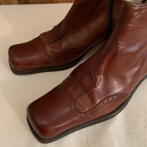 Shelly's London Brown Square Toe Zip Up Booties Size 5.5 - Picture 11 of 16